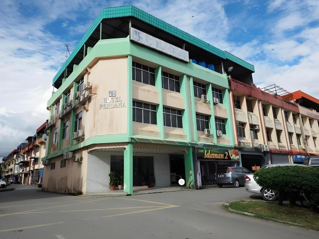 Hotel Perdana Lawas Exterior photo